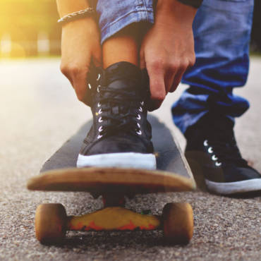HOW TO CHOOSE A GOOD SKATEBOARD