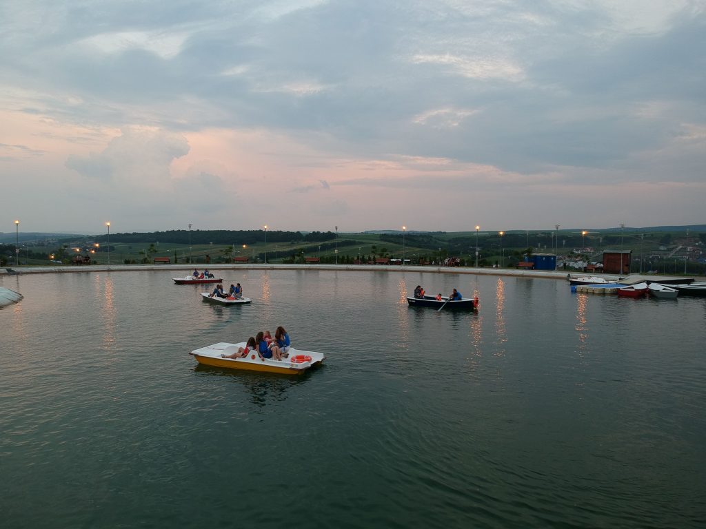 rafting-helesteu-cornisa-parc-botosani-7-1024x768-1.jpg